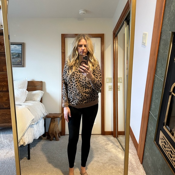 Cribstar leopard pullover - Picture 2 of 3